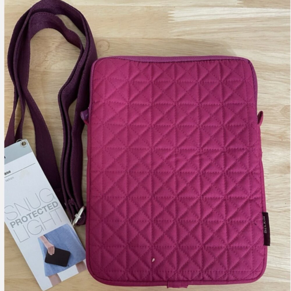 BELKIN Mini iPad Case / Bag Tablet w/Shoulder Strap Red Quilted Strap NWT